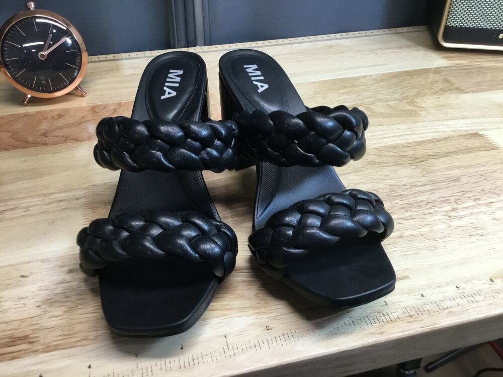 Mia Maine Womens 8 Black Leather Double Braided Slip-On Block Heel Dress Sandals